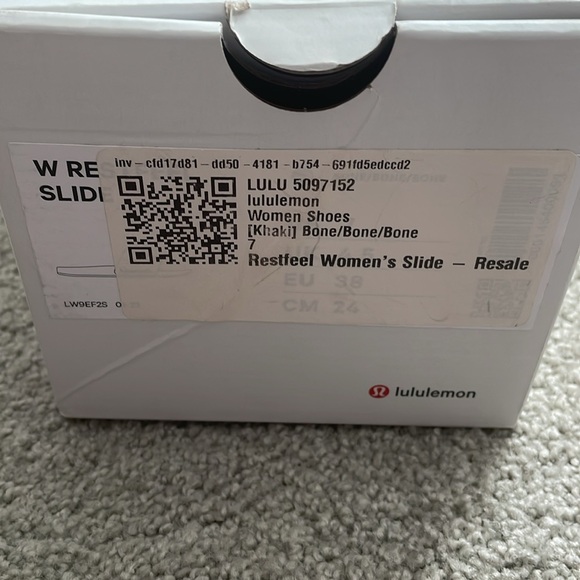 Lululemon restfeel women’s slide sandals - Picture 6 of 7